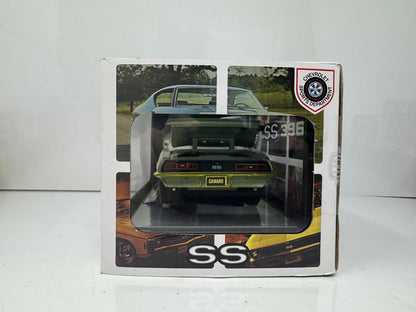 M2 Machines SS 1969 Chevrolet Camaro SSRS 396 CHASE 1:24 Diecast