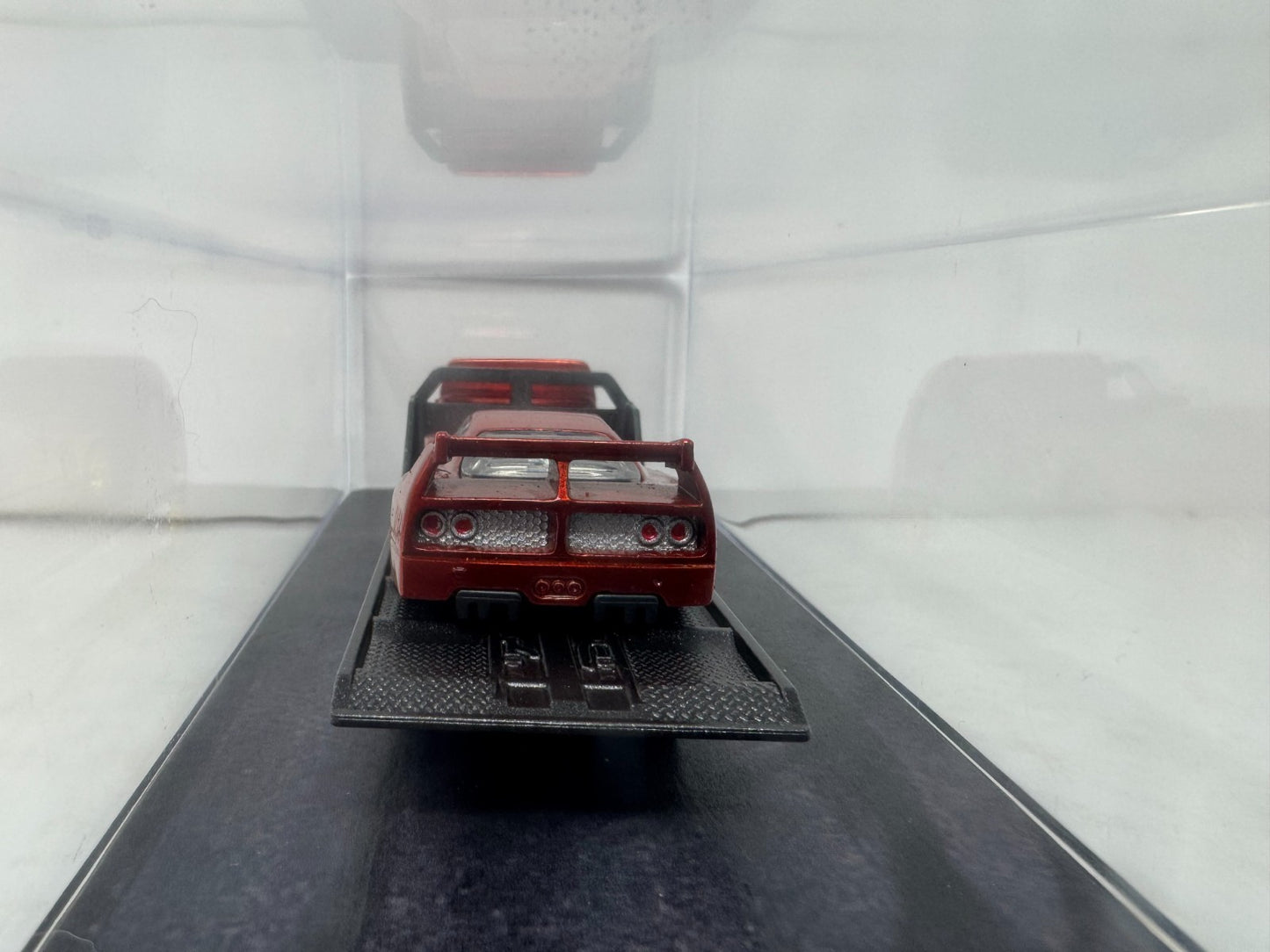 Ferrari F40 & Transporter 1:64 Diecast with Display Case has Custom Real Riders Tire & Paint Job