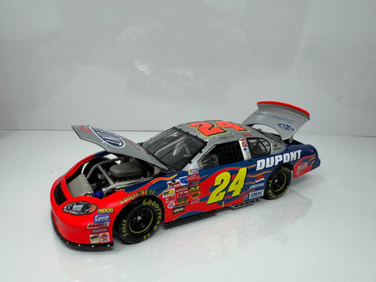 Action NASCAR Jeff Gordon #24 DuPont The Victory Lap 2003 Chevy 1:24 Diecast