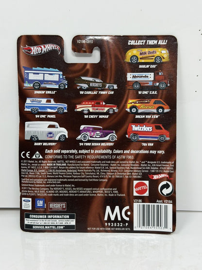 Hot Wheels Hershey's Mounds 1951 GMC C.O.E. 1:64 Diecast Real Riders