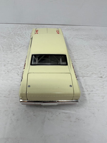 Action Nascar #8 Dale Earnhardt Sr Asphalt Win 1964 Chevy Chevelle 1:24 Diecast