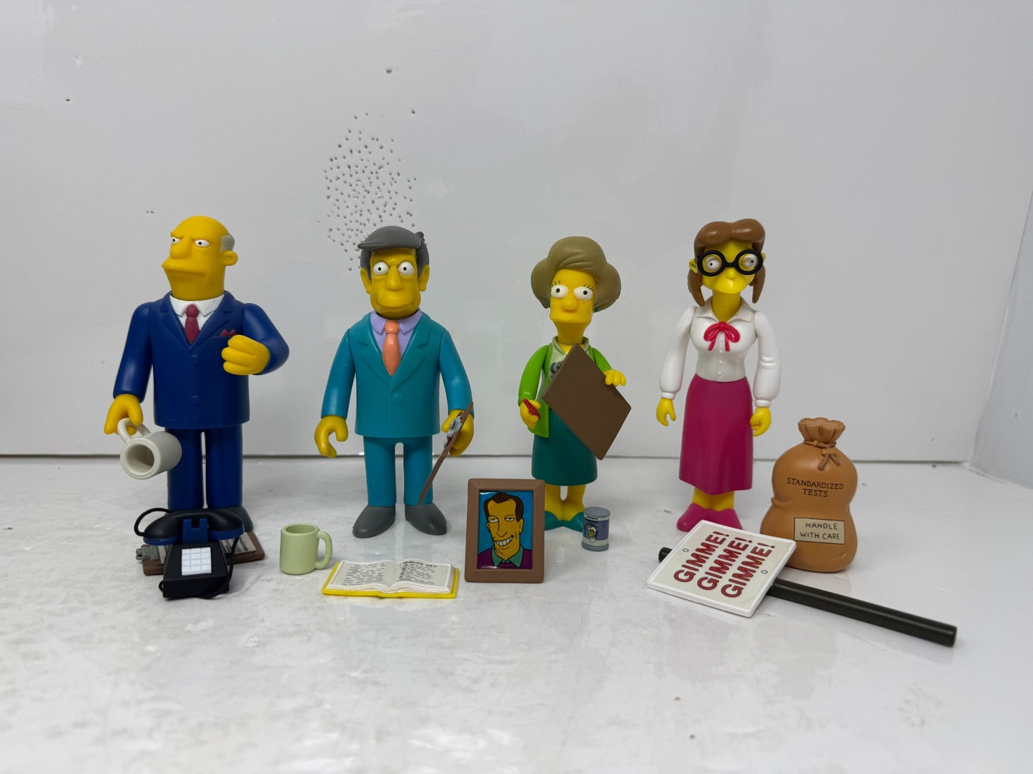 Simpsons World of Springfield Elementary School Staff Playmates Playset Diorama