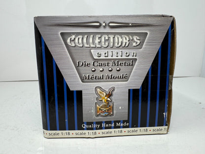 Yat Ming Road Signature 1957 Chevrolet Nomad 1:18 Diecast