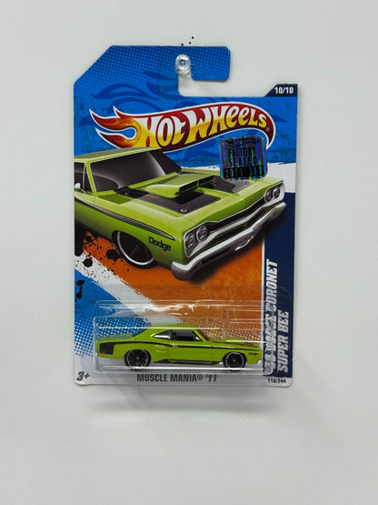 Hot Wheels Muscle Mania 1969 Dodge Coronet Super Bee 1:64 Diecast Factory Sealed