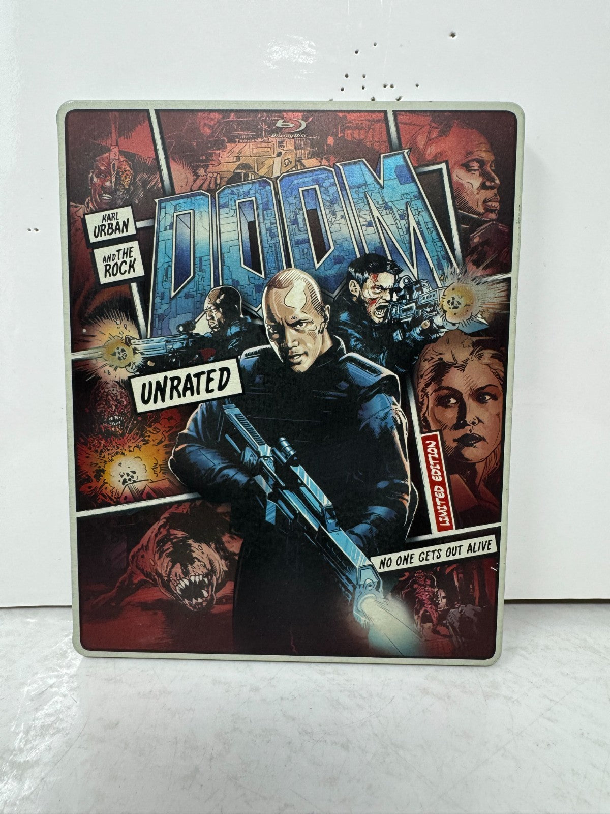 Doom (Blu-ray) Steelbook Dwayne Johnson Sci-Fi Good Condition!!!