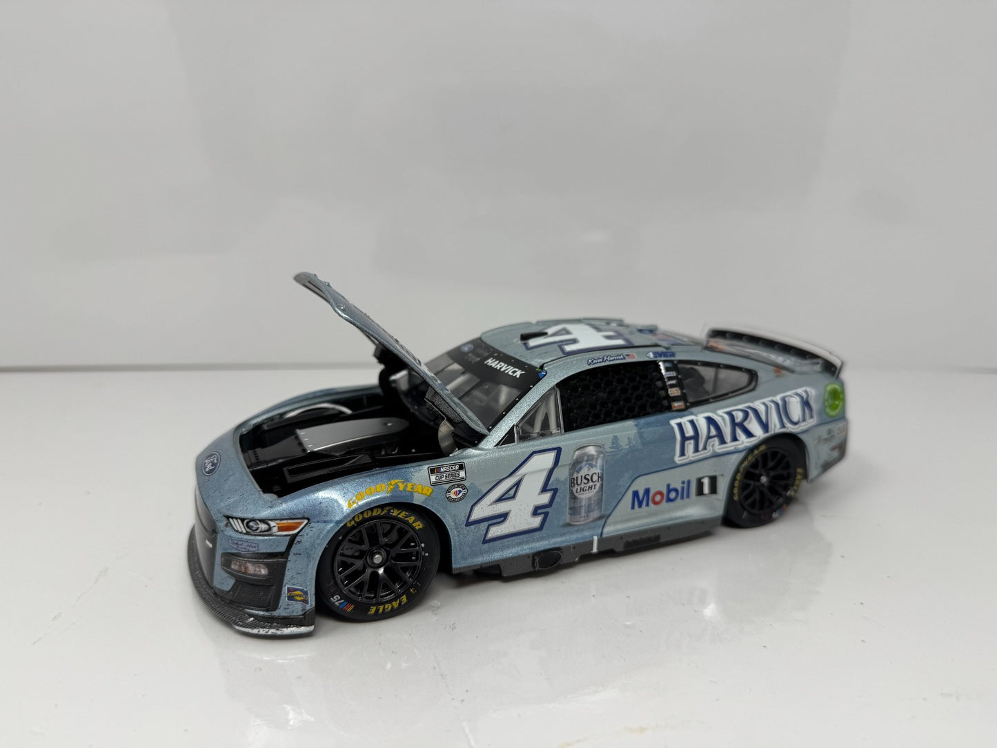 Lionel NASCAR Kevin Harvick #4 Busch Light Harvick Raced 2023 Ford 1:24 Diecast