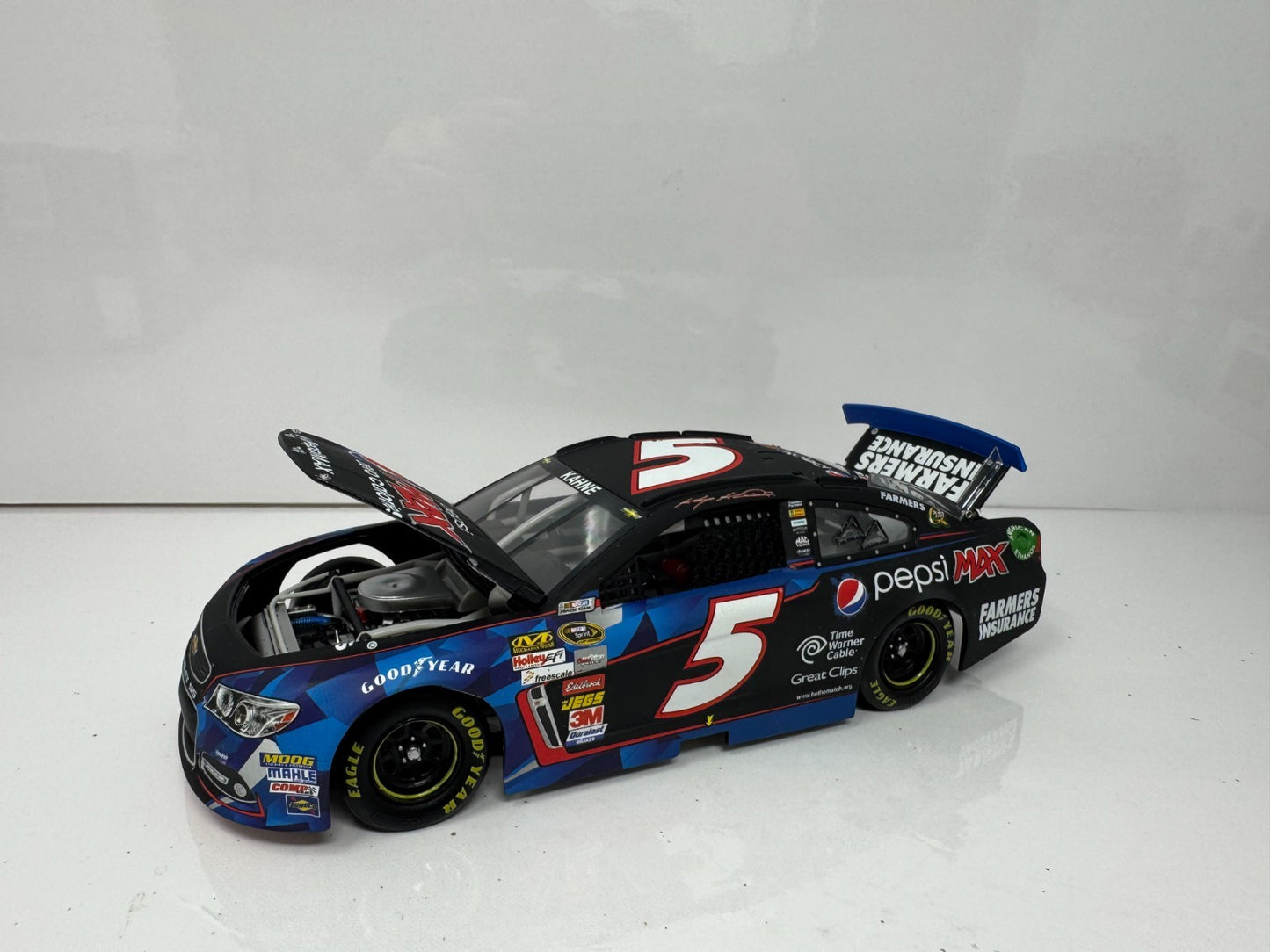 Lionel NASCAR Kasey Kahne #5 Pepsi Max 2013 Chevrolet SS 1:24 Diecast