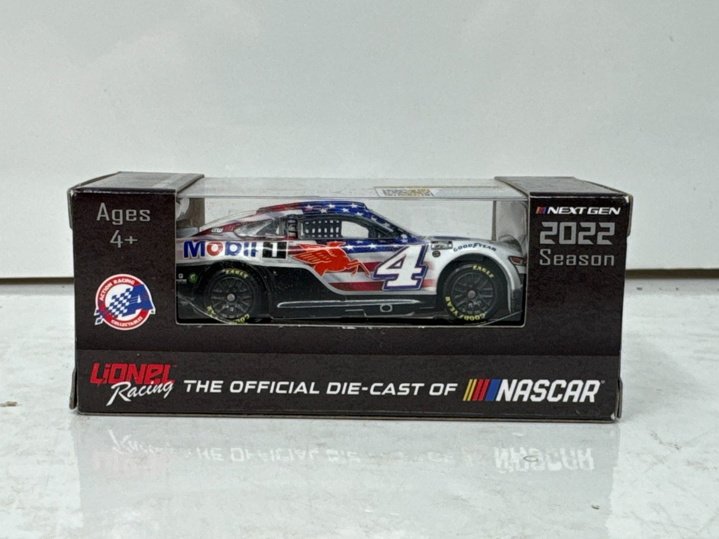 Kevin Harvick #4 Mobil 1 Salutes 2022 Ford Mustang NASCAR 1:64 Diecast