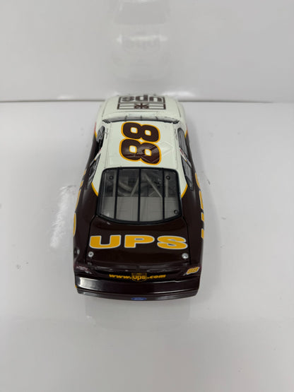 Action NASCAR Dale Jarrett #88 UPS 2001 Ford Taurus 1:24 Diecast
