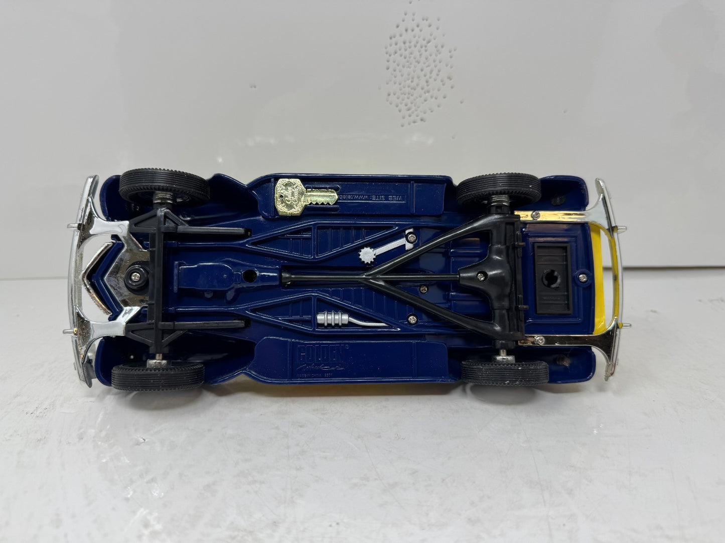 Golden Wheel Pepsi-Cola 1940 Ford Pickup Truck BANK 1:18 Diecast