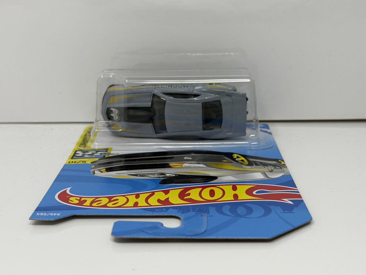 Hot Wheels Speed Graphics 2010 Chevrolet Pro Stock Camaro 1:64 Diecast Moon Eyes