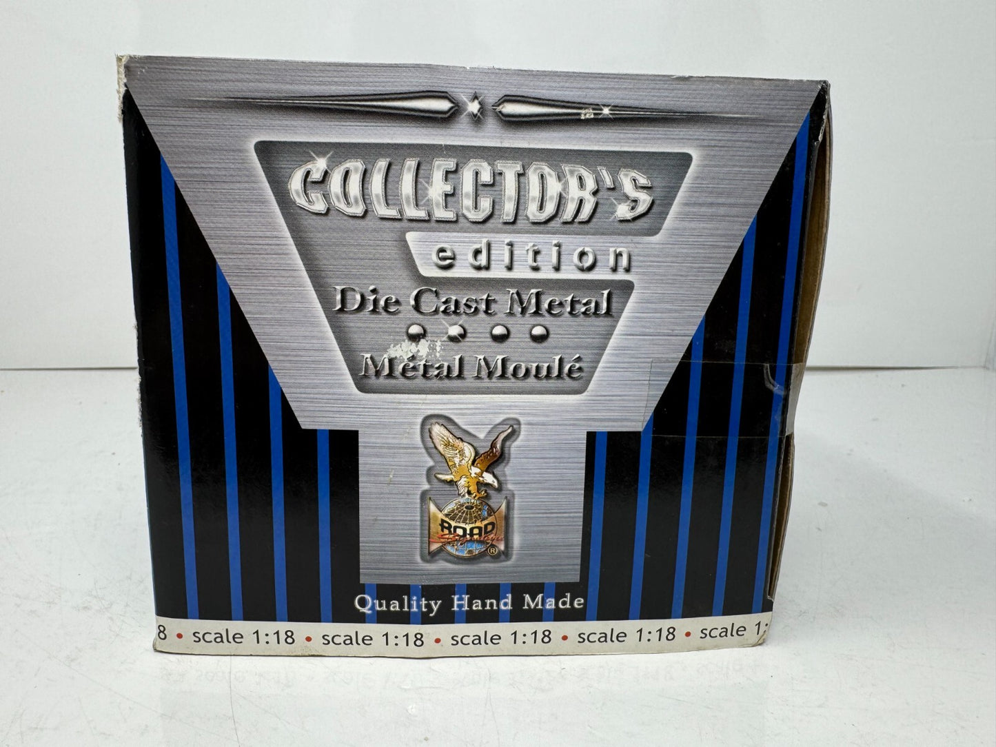 Yat Ming Road Signature 1957 Chevrolet Nomad 1:18 Diecast