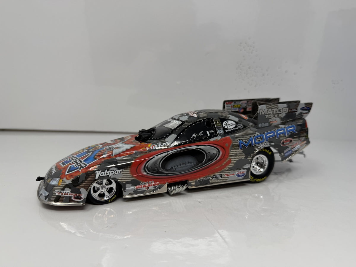 Action NHRA Gary Scelzi Mopar Oakley 2005 Dodge Charger Chrome 1:24 Diecast