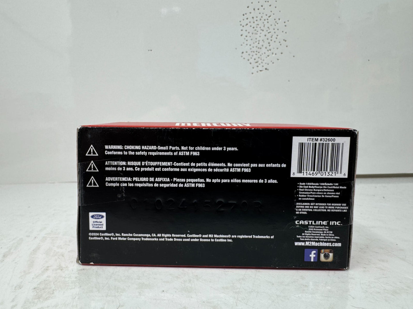 M2 Machines 1954 Mercury Sun Valley 1:64 Diecast