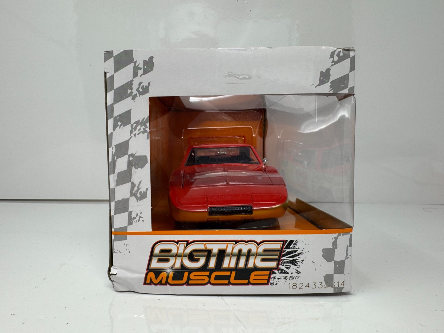 Jada Bigtime Muscle 1969 Dodge Charger Daytona #33 MiJo Exclusive 1:24 Diecast