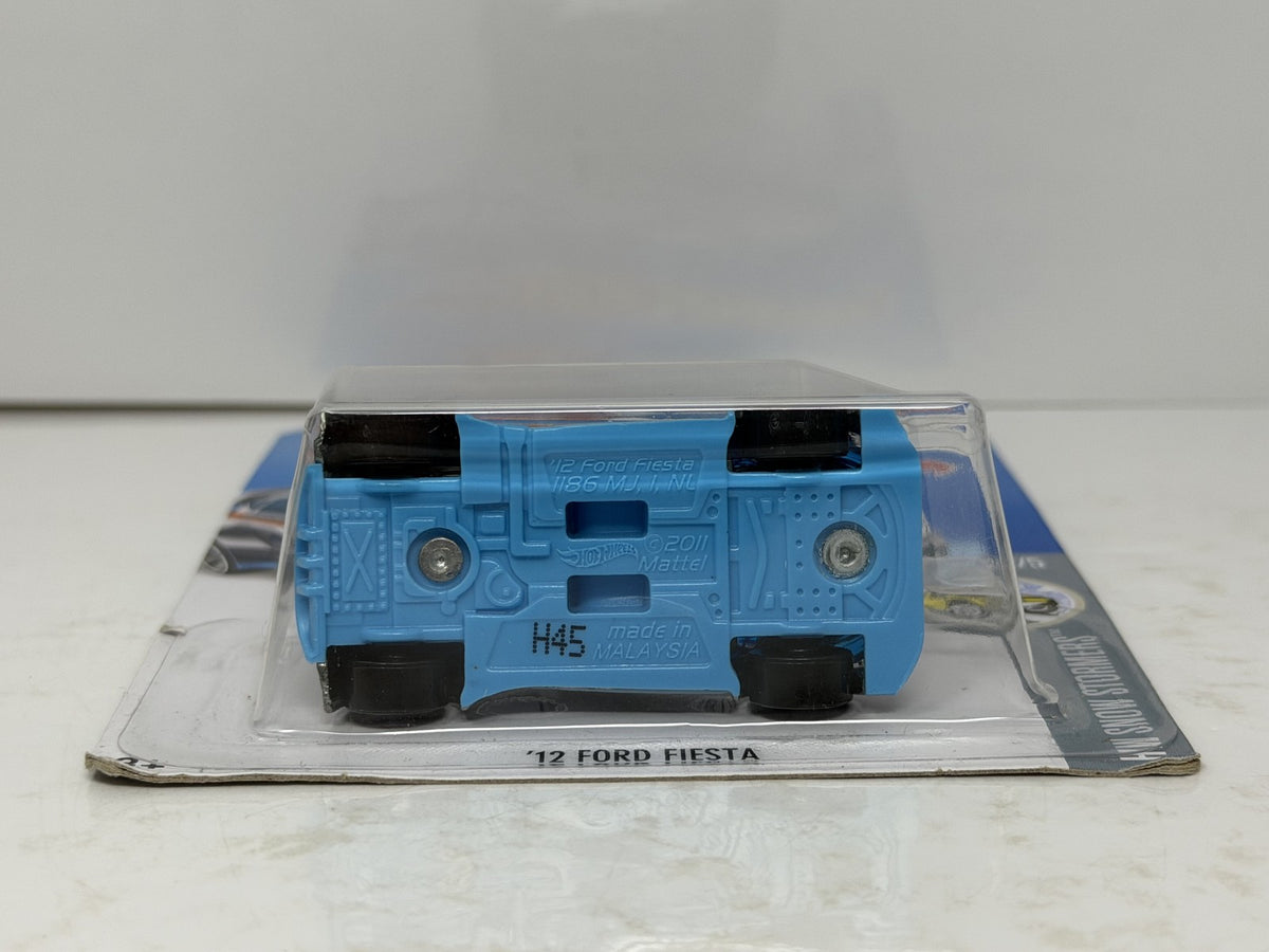 Hot Wheels ZAMAC HW Snow Stormers 2012 Ford Fiesta 1:64 Diecast