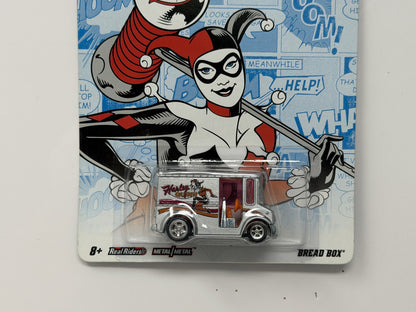 Hot Wheels DC Comics Originals Harley Quinn Bread Box 1:64 Diecast Real Riders