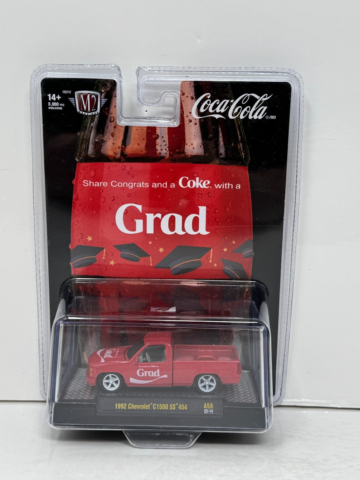 M2 Machines Coca-Cola Grad 1992 Chevrolet C1500 SS 454 1:64 Diecast