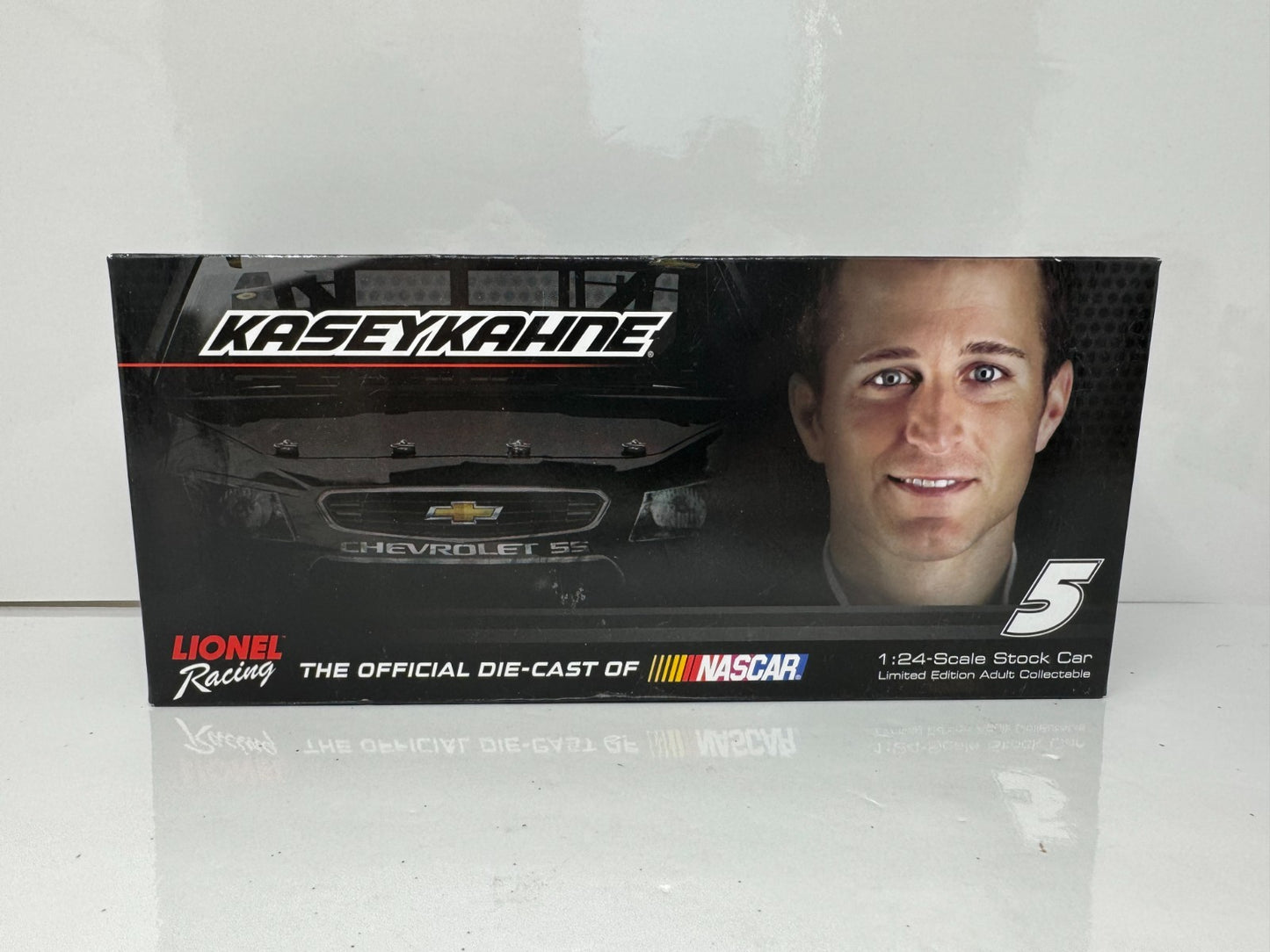 Lionel NASCAR Kasey Kahne #5 Farmers Thank A Million Teachers 2014 1:24 Diecast