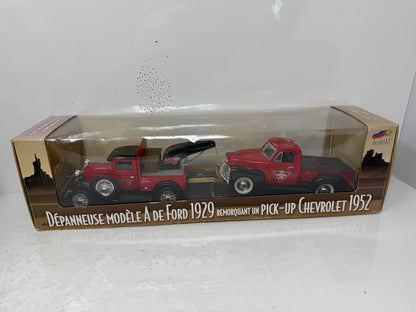 Liberty Classic Canadian Tire 1929 Ford Model A & 1952 Chevy Pickup 1:24 Diecast
