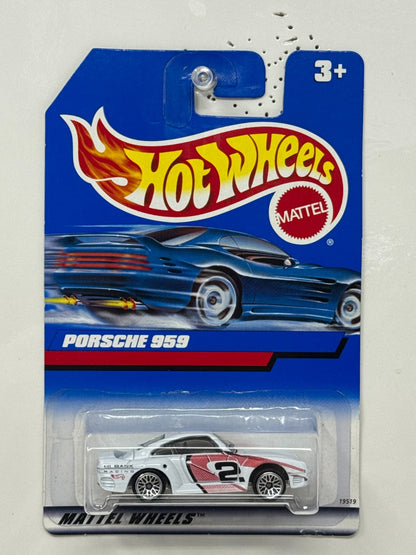 Hot Wheels Porsche 959 1:64 Diecast White