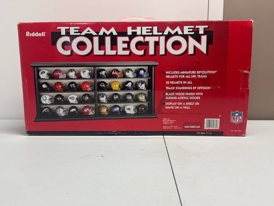 Riddell Team Collection NFL 32 Mini Football Helmet Display Case Cabinet Holders Rack