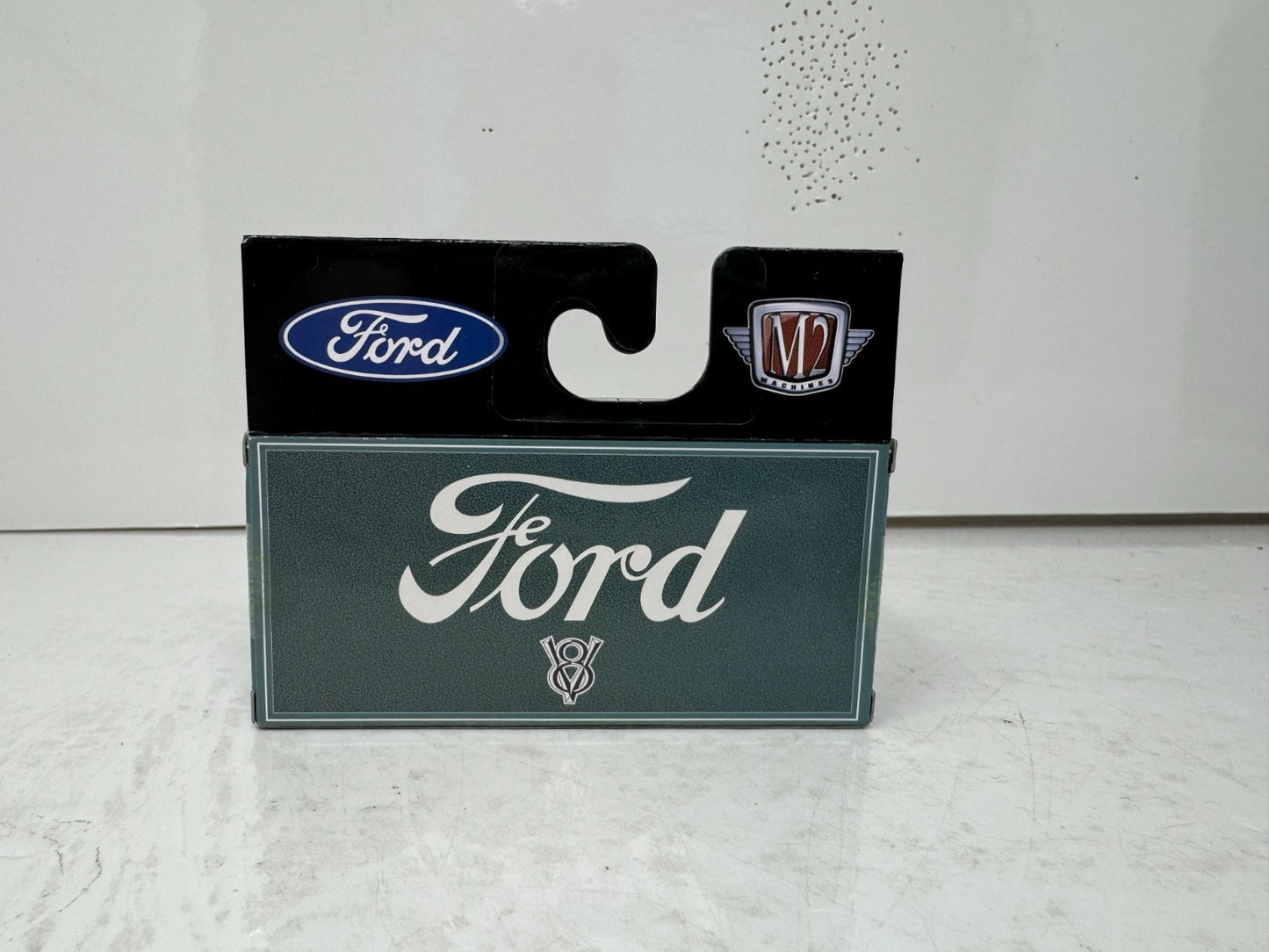 M2 Machines Ford 1932 Ford Roadster 1:64 Diecast