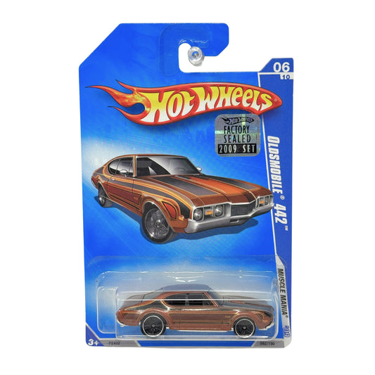 Hot Wheels Muscle Mania 1970 Oldsmobile 442 1:64 Diecast Factory Sealed Copper