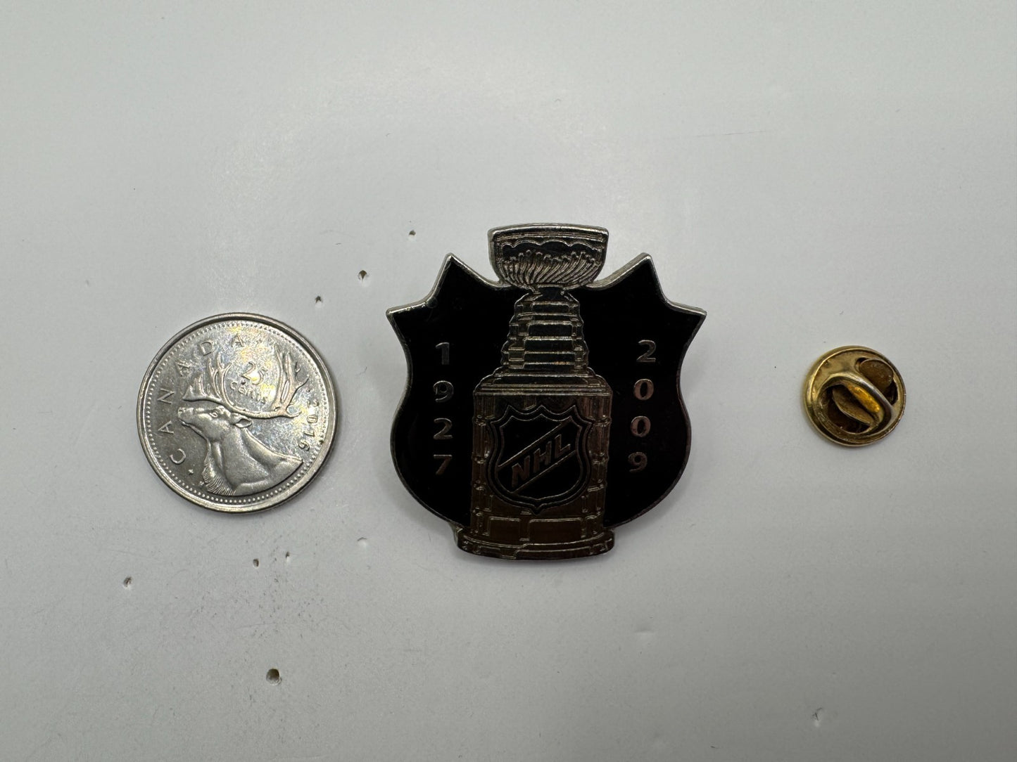 NHL 1927 2009 Stanley Cup Champions Vintage Hockey Lapel Pin Shield