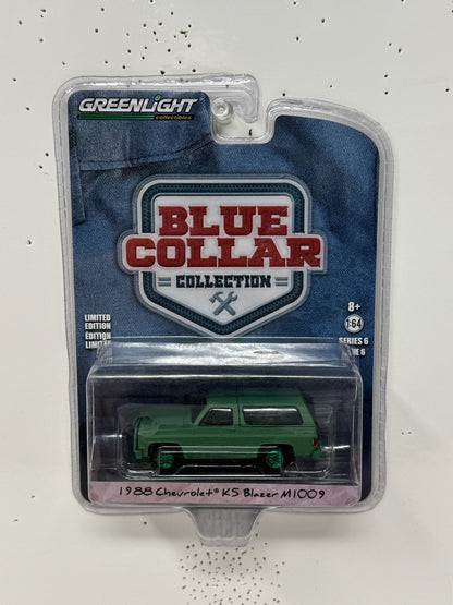 Greenlight Blue Collar 1988 Chevrolet K5 Blazer GREEN MACHINE  1:64 Diecast