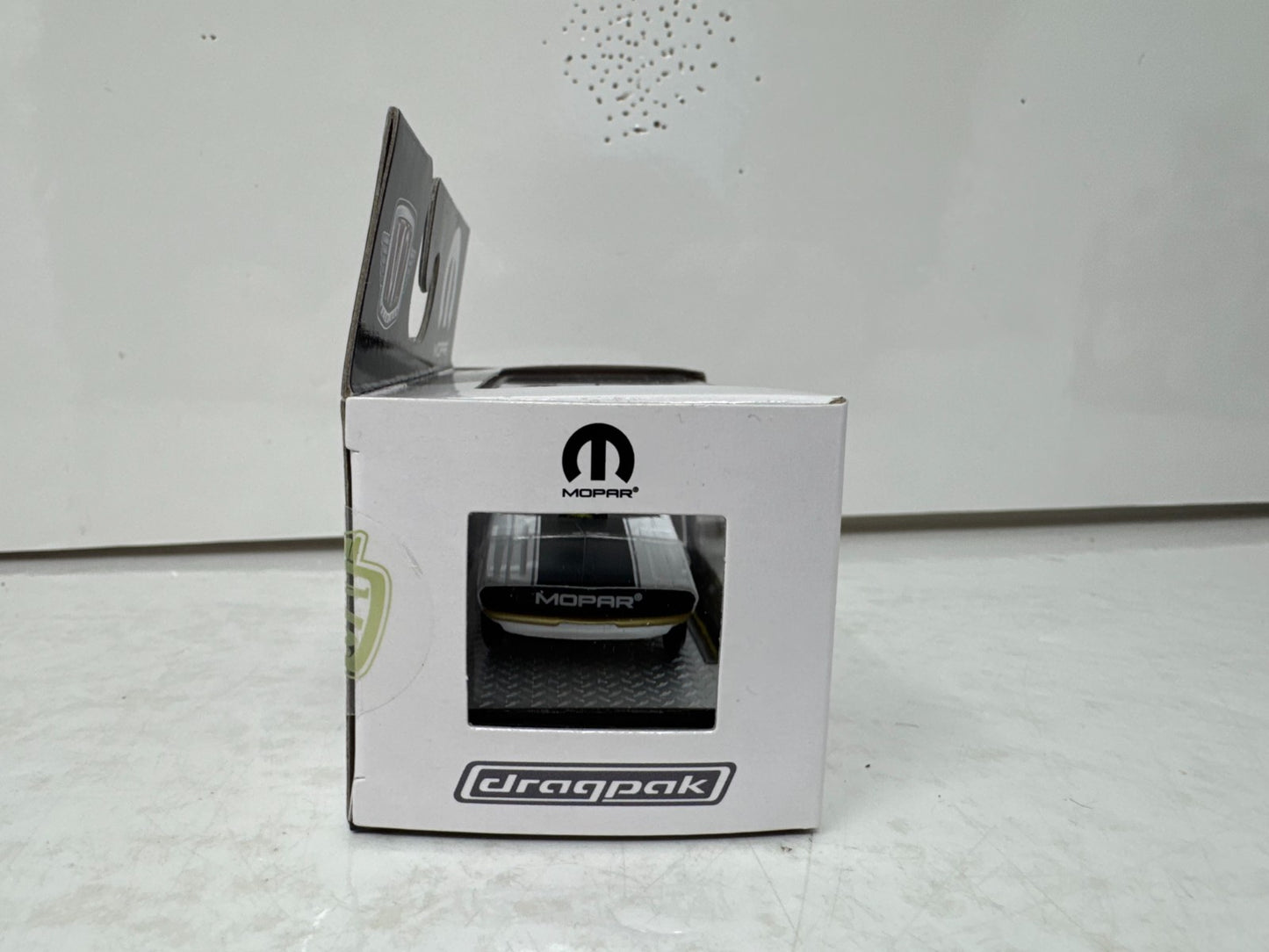 M2 Machines Mopar 1971 Dodge Challenger Funny Car CHASE 1:64 Diecast