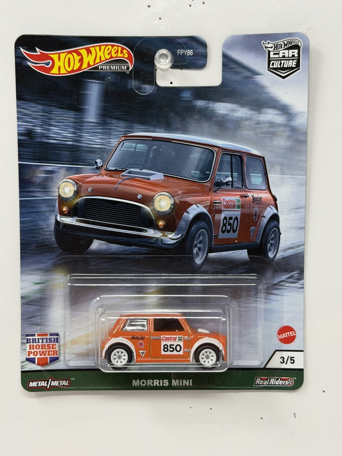 Hot Wheels Premium British Horse Power Morris Mini 1:64 Diecast