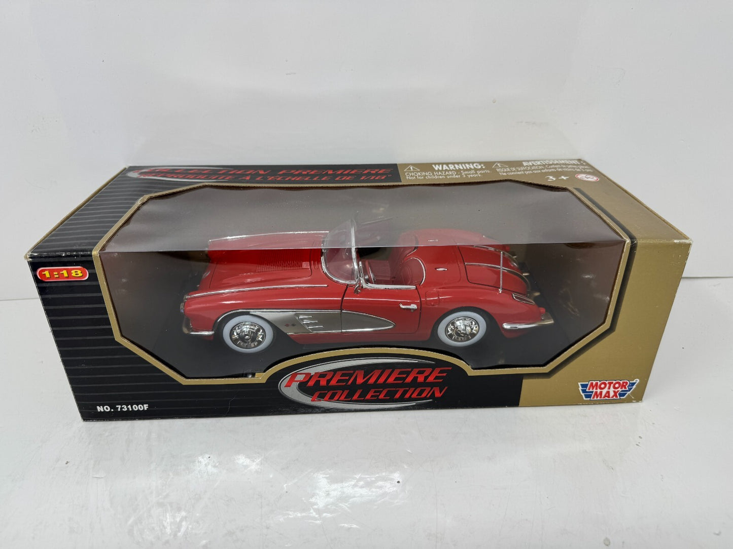 Motormax 1958 Chevrolet Corvette Premiere Collection 1:18 Diecast
