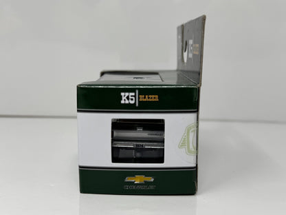 M2 Machines Chevrolet 1974 Chevrolet K5 Blazer 1:64 Diecast