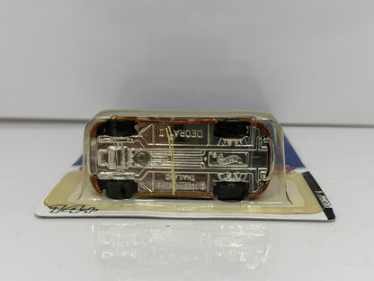 Hot Wheels 2005 19th Collectors Convention Deora II 1:64 Diecast