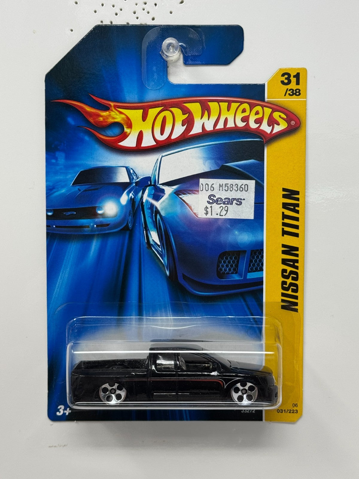 Hot Wheels Nissan Titan 1:64 Diecast V2