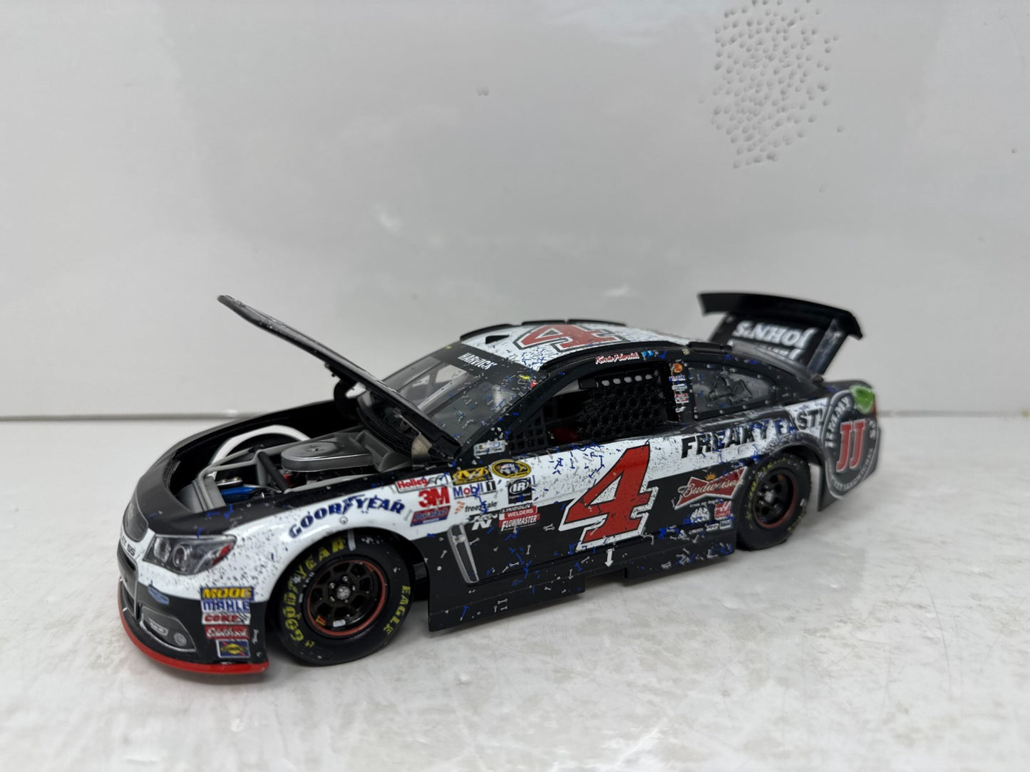 Lionel Nascar #4 Kevin Harvick Jimmy John's Las Vegas Win Raced 1:24 Diecast