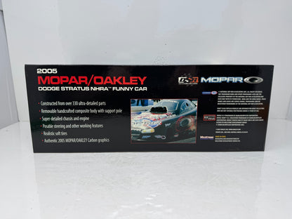 Milestone Gary Scelzi NHRA Mopar Oakley Carbon Dodge Stratus Funny Car 116 Scale