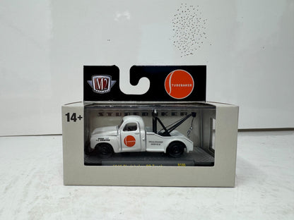 M2 Machines 1949 Studebaker 2R Truck 1:64 Diecast