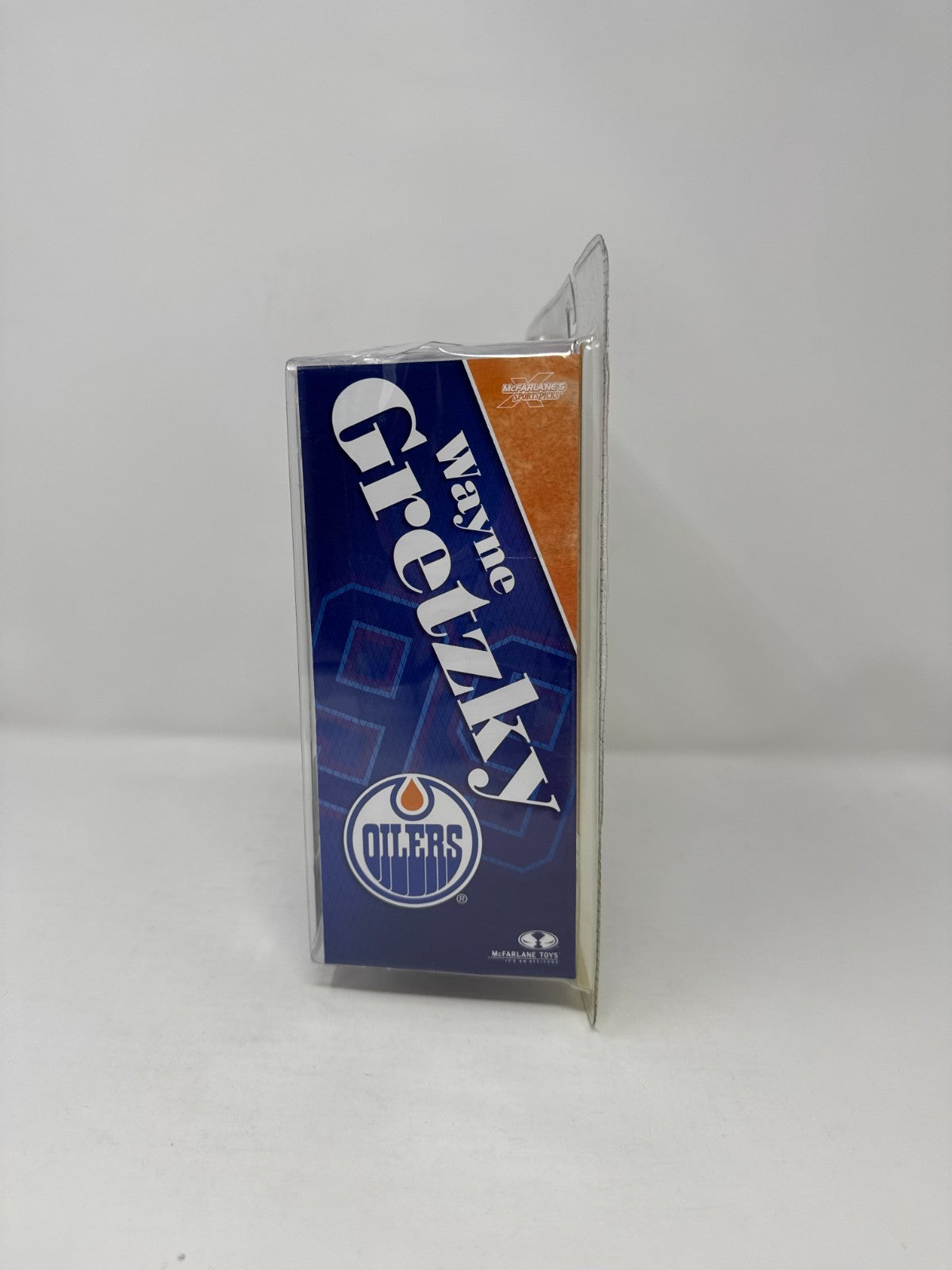McFarlane NHL Wayne Gretzky Edmonton Oilers Legends Series 4 Figure
