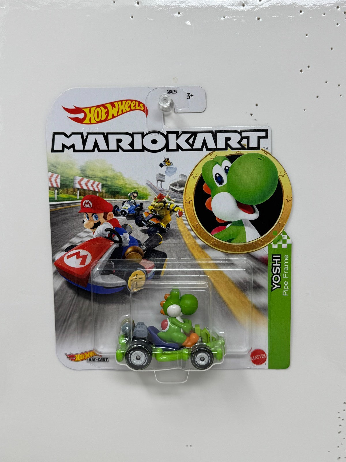 Hot Wheels Mario Kart Yoshi Pipe Frame 1:64 Diecast