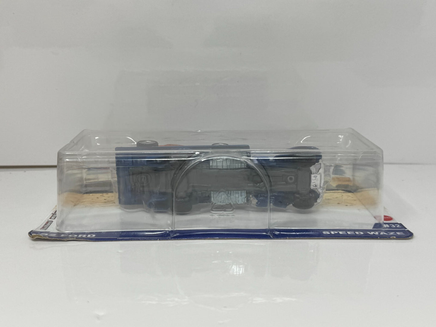 Hot Wheels Premium Team Transport #32 1932 Ford Speed Waze 1:64 Diecast