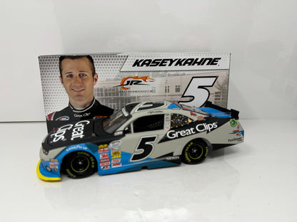 Lionel NASCAR Kasey Kahne #5 Great Clips Shark Week 2013 Camaro 1:24 Diecast