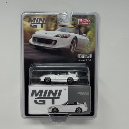 Mini GT MiJo Exclusives Honda S2000 CR Grand Prix White 1:64 Diecast