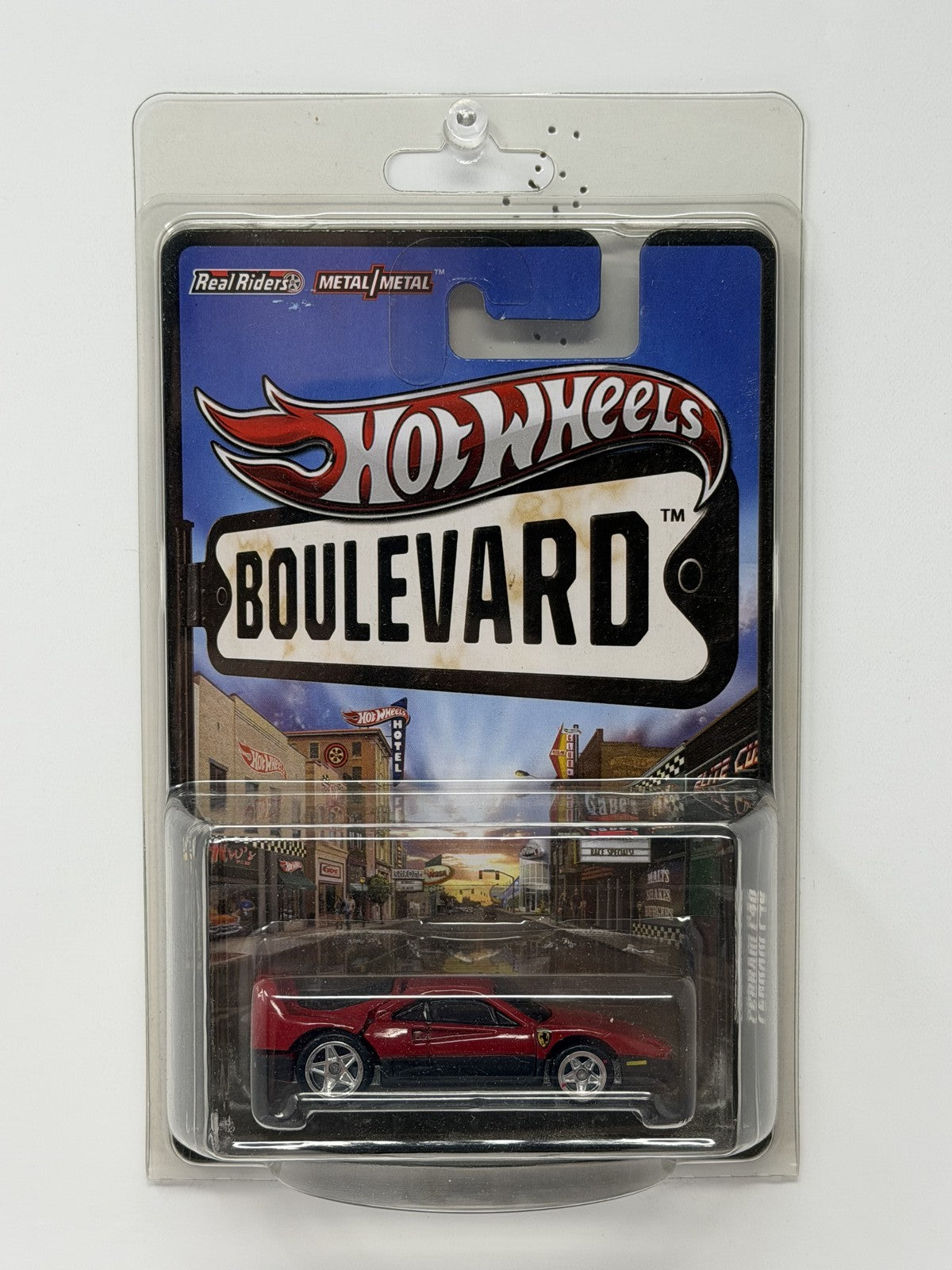 Hot Wheels Boulevard Ferrari F40 1:64 Diecast Real Riders Red