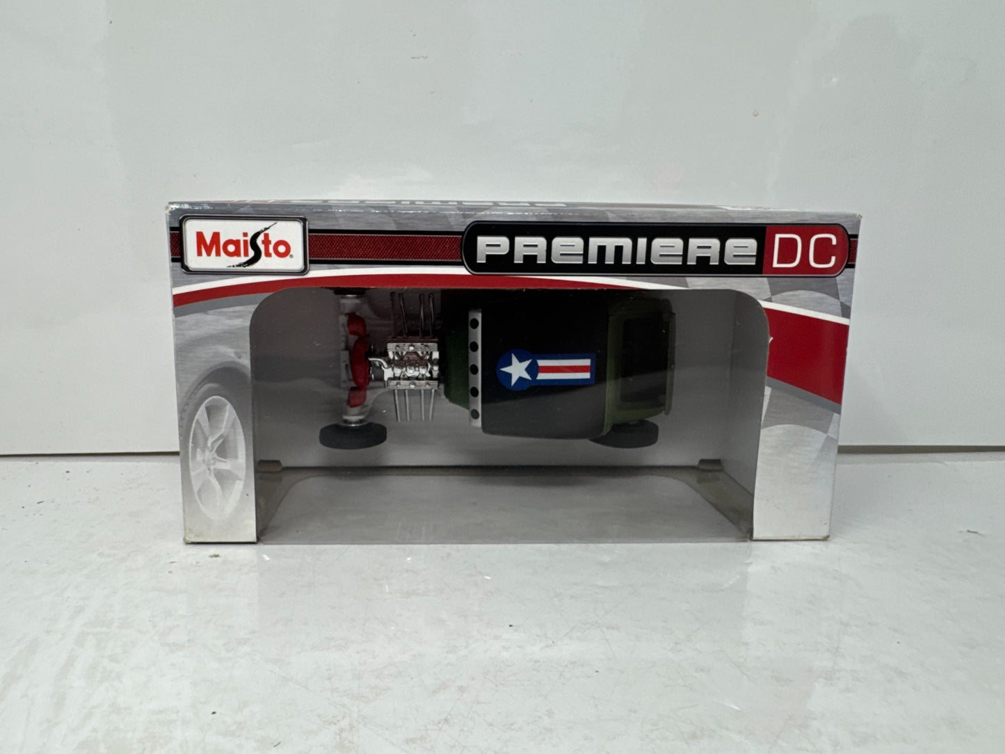 Maisto Premiere DC 1929 Ford Model A 1:24 Diecast