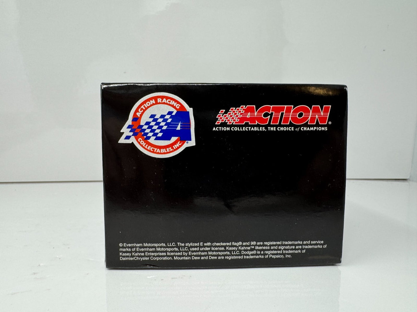 Action NASCAR Kasey Kahne #9 Mountain Dew 2005 Dodge Charger 1:24 Diecast