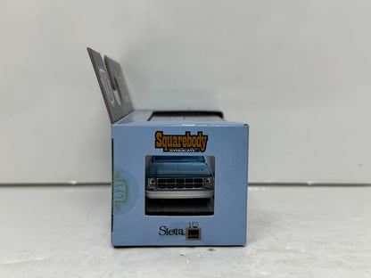 M2 Machines Squarebody Syndicate 1978 GMC Sierra Grande 15 1:64 Diecast