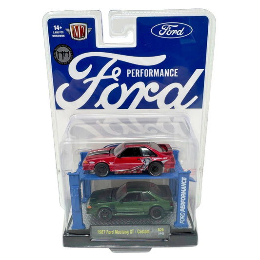 M2 Machines Auto Lift 1987 Ford Mustang GT Custom 1:64 Diecast