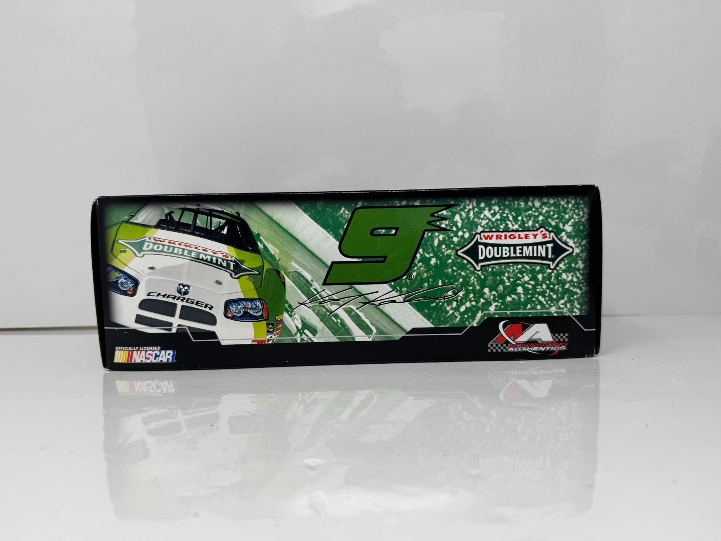 Motorsports Authentics NASCAR Kasey Kahne #9 Doublemint '07 Charger 1:24 Diecast